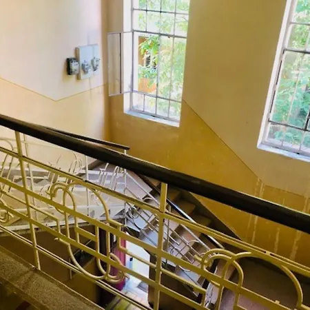 Διαμέρισμα Joy Colonel Enescu 3 *